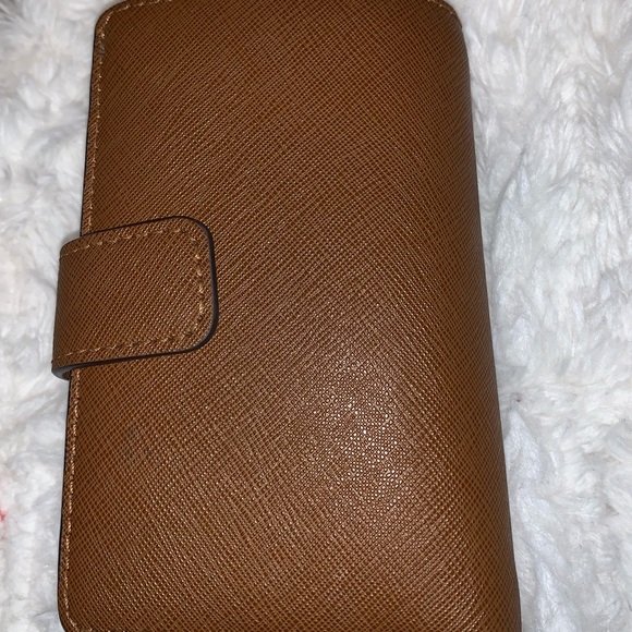 Michael Kors wallet - Picture 4 of 4